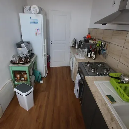 Super Avec Belle Luminosite En Plein Centre De